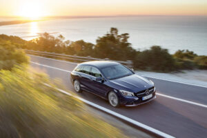 15C1447_001-300x200 Nowy Mercedes-Benz CLA oraz CLA Shooting Brake: Modernizacja designerskich gwiazd