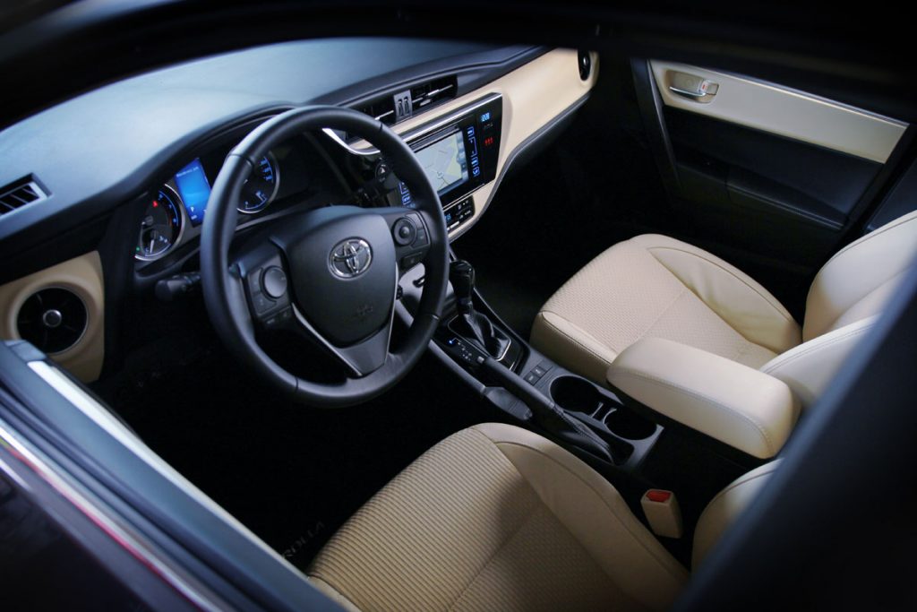2016_Corolla_IMG_0157-1024x683 Toyota obchodzi 50-lecie Corolli