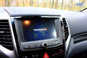 Tivoli33-300x200 TEST | SsangYong Tivoli e-XDi QUARTZ 1,6 Diesel - niczym z bajki