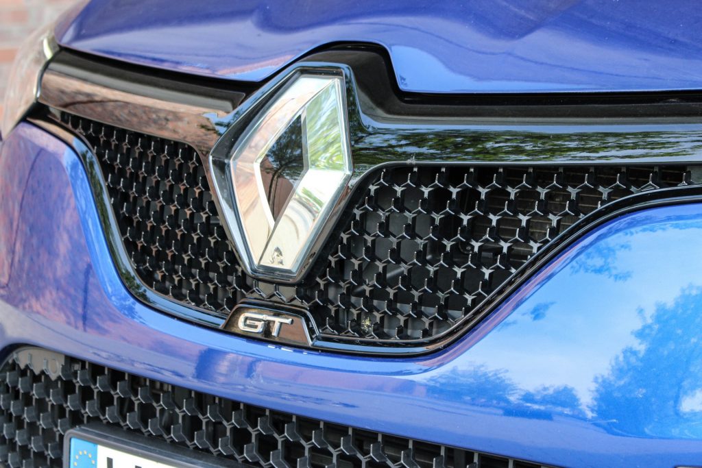 Megane-GT-15-1024x683 TEST | Renault Megane Grandtour GT 205 EDC - GieTe kwadrat