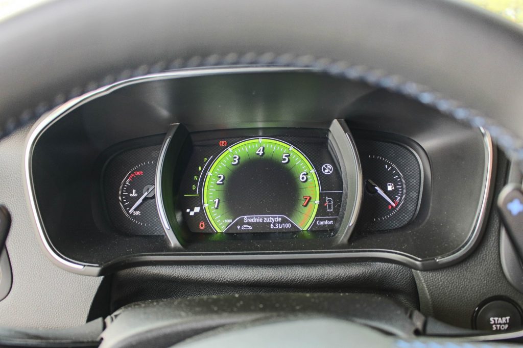 Megane-GT-30-1024x683 TEST | Renault Megane Grandtour GT 205 EDC - GieTe kwadrat