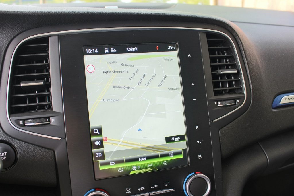 Megane-GT-31-1024x683 TEST | Renault Megane Grandtour GT 205 EDC - GieTe kwadrat