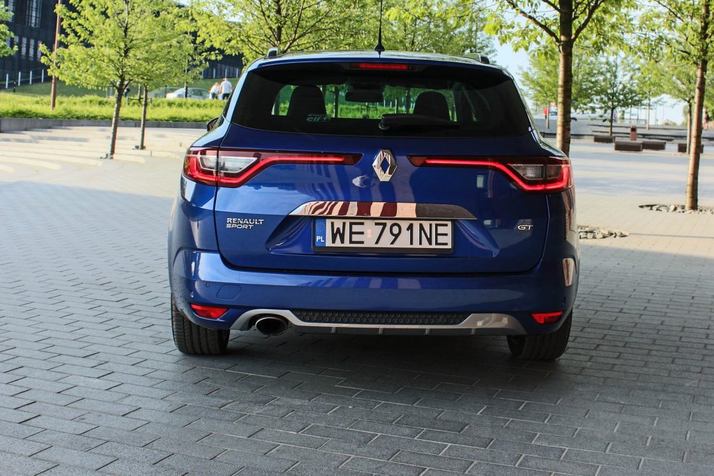 Megane-GT-41-1024x683 TEST | Renault Megane Grandtour GT 205 EDC - GieTe kwadrat