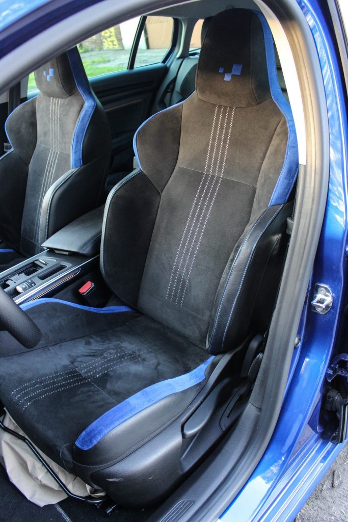 Megane-GT-54-683x1024 TEST | Renault Megane Grandtour GT 205 EDC - GieTe kwadrat