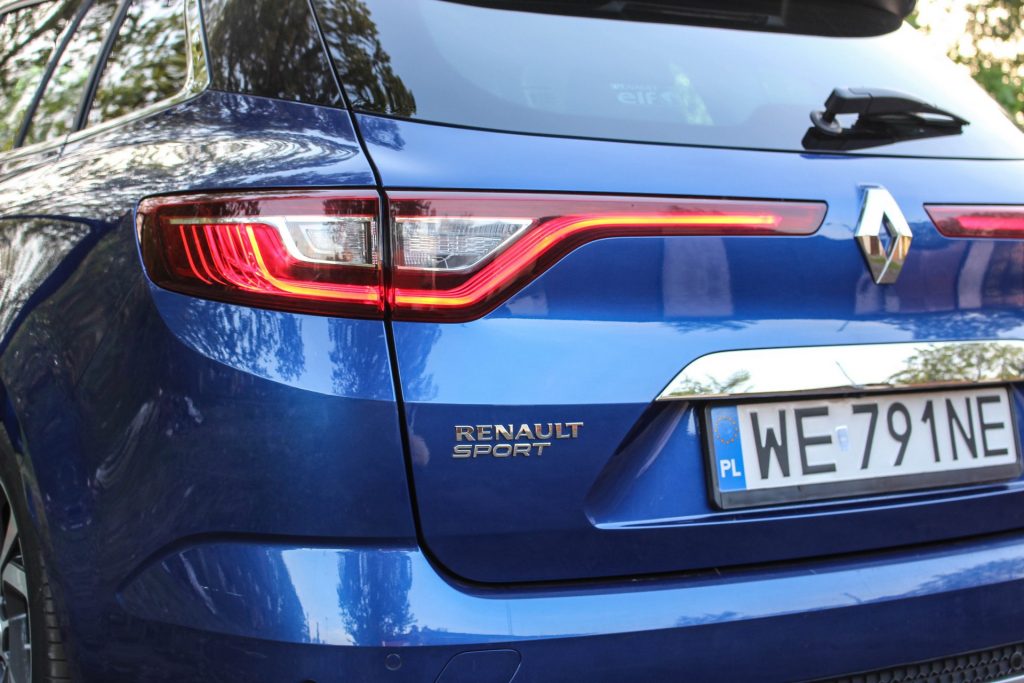 Megane-GT-55-1024x683 TEST | Renault Megane Grandtour GT 205 EDC - GieTe kwadrat