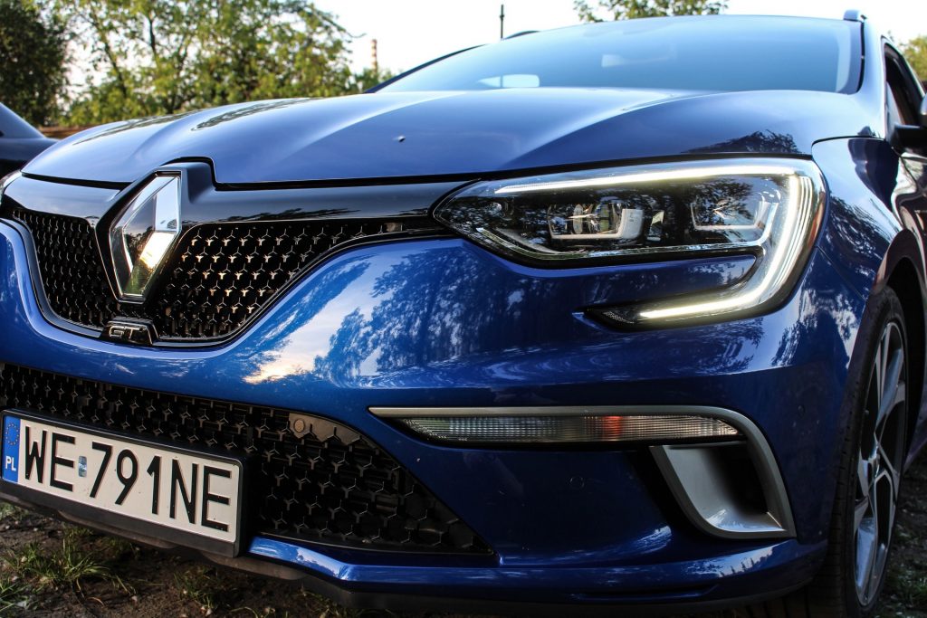 Megane-GT-56-1024x683 TEST | Renault Megane Grandtour GT 205 EDC - GieTe kwadrat