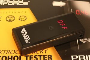 AlcoForceAF-350-10-300x200 TEST | Alkomat AlcoForce Prime (AF-350) - promile pod kontrolą