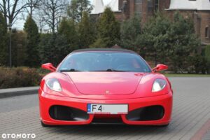 F430-7-300x200 Ferrari F430 Spider - 2007 - 429.000 PLN - Klasyczny wygląd, nowoczesne technologie.