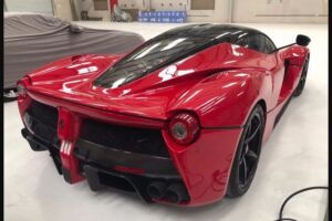 LaFerrari-Ferrari-3-300x200 Ferrari LaFerrari - 2014 - 2.190.000 EUR - Łódź - taki Prius tylko trochę szybszy