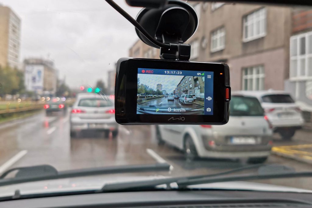 MioMiVue795-00014-1024x683 TEST | Wideorejestrator Mio MiVue 795 - rejestrator wielu talentów - opinie, recenzja