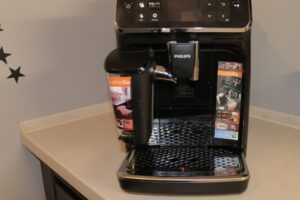 PhilipsEP5441_50LatteGo-021-300x200 TEST | Ekspres do kawy Philips EP5441/50 LatteGo - prosty sposób  na wyśmienite latte - opinie, recenzja