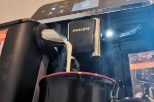 PhilipsEP5441_50LatteGo-081-300x200 TEST | Ekspres do kawy Philips EP5441/50 LatteGo - prosty sposób  na wyśmienite latte - opinie, recenzja