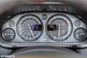 Aston-Martin-Vanquish-Zagato-12-300x200 Aston Martin Vanquish Zagato Volante - 2018 - 799.500 EUR - Katowice - jeden z 99 sztuk