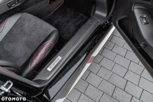 Aston-Martin-Vanquish-Zagato-23-300x200 Aston Martin Vanquish Zagato Volante - 2018 - 799.500 EUR - Katowice - jeden z 99 sztuk