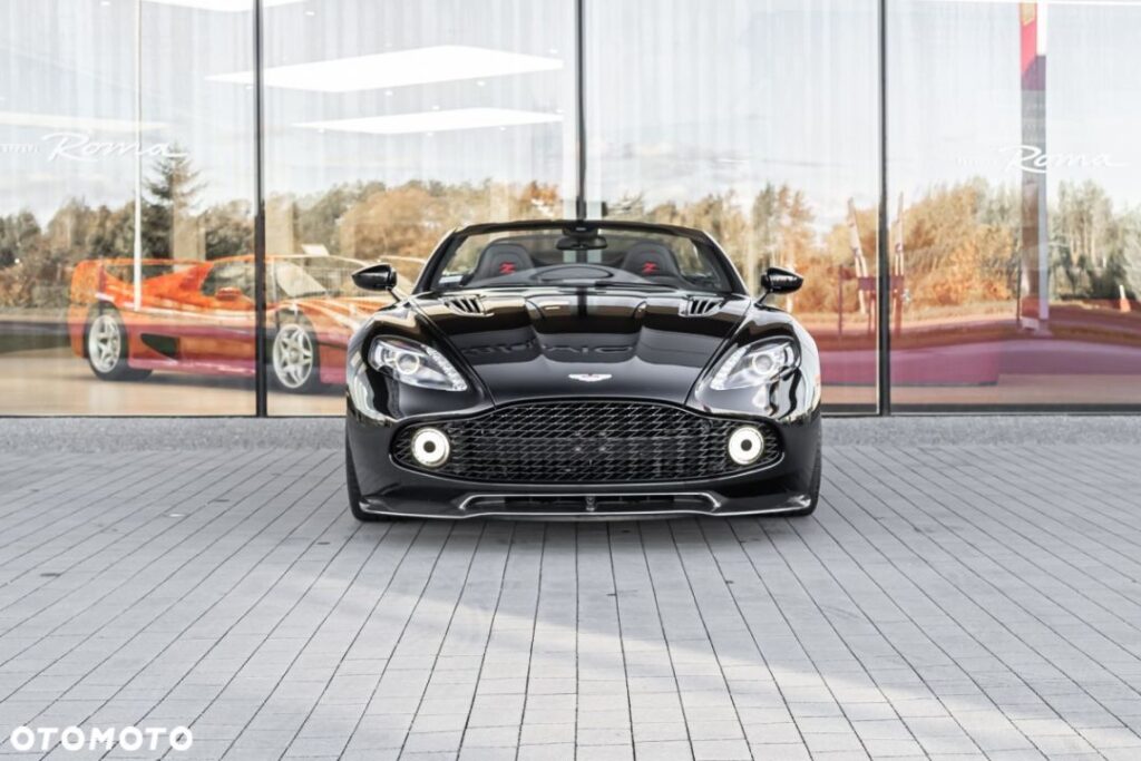 Aston-Martin-Vanquish-Zagato-3-1024x683 Aston Martin Vanquish Zagato Volante - 2018 - 799.500 EUR - Katowice - jeden z 99 sztuk